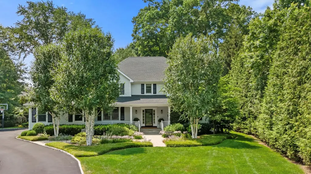 14 Morris Court Rye NY 10580