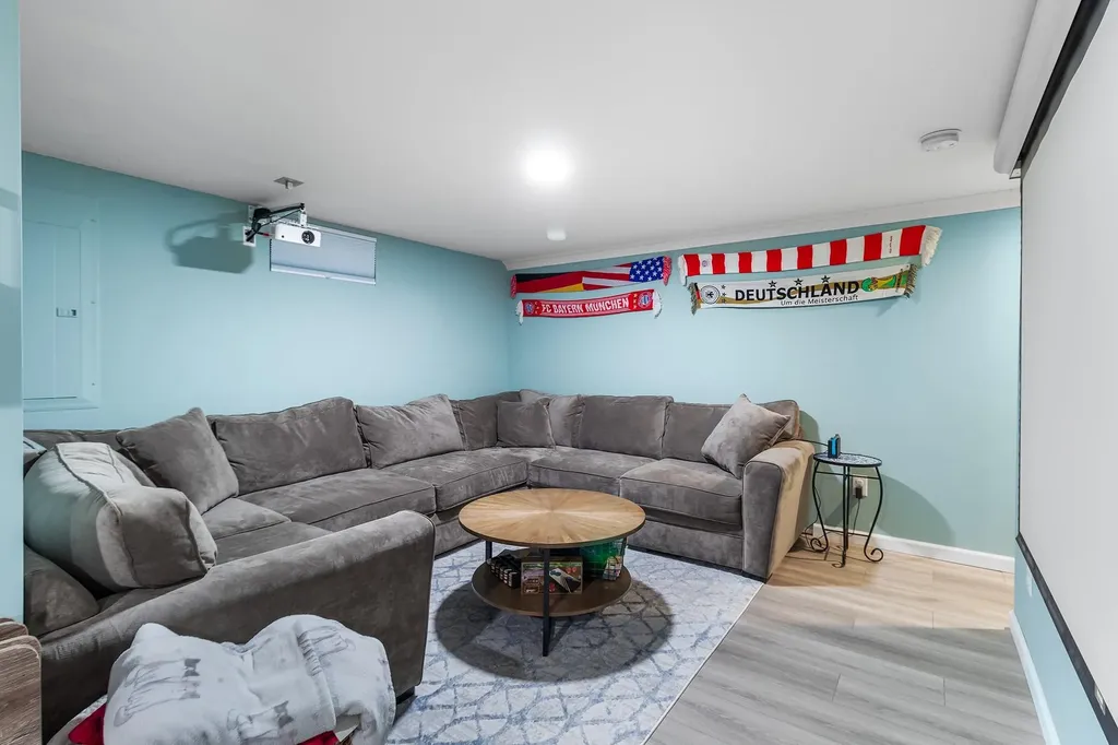 10 Bennett Avenue Patchogue NY 11772