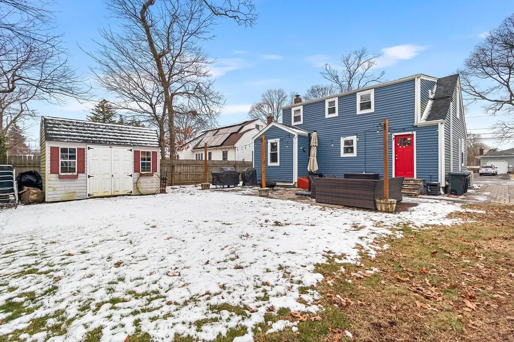 10 Bennett Avenue Patchogue NY 11772