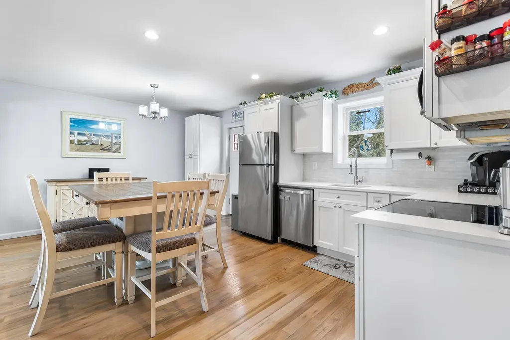 10 Bennett Avenue Patchogue NY 11772