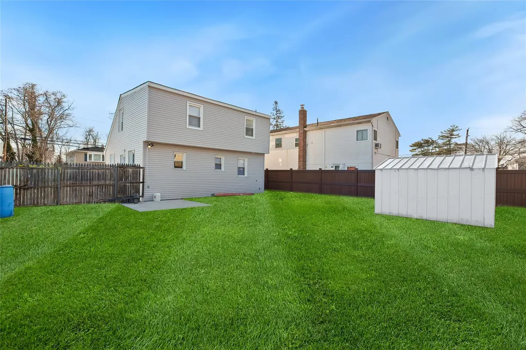 9 Carman Boulevard Massapequa NY 11758