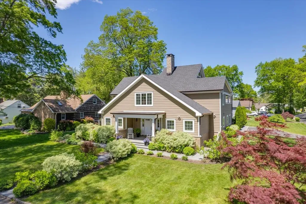 4 Clover Place New Rochelle NY 10805
