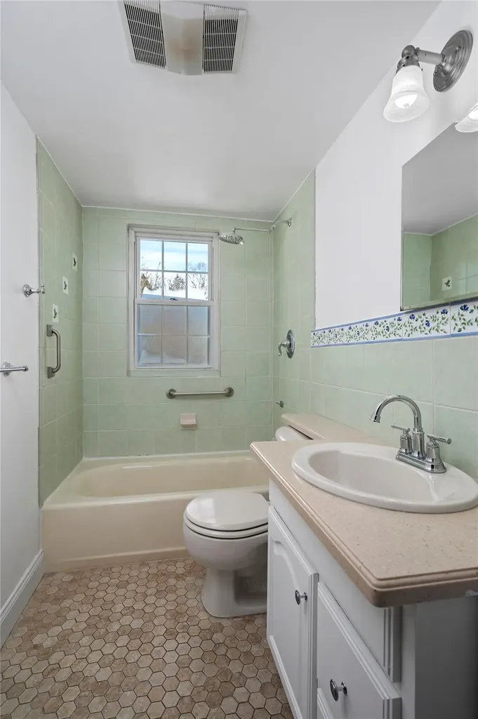 13 Main Street Mount Kisco NY 10549