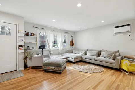 153 Ridgewood Avenue Farmingville NY 11738