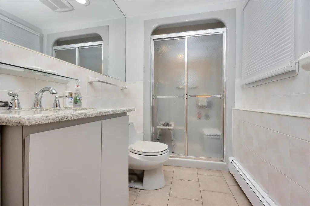 35 Loretta Drive Syosset NY 11791