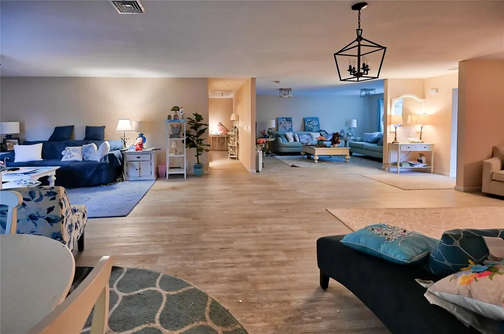 3 Ridge Road Coram NY 11727