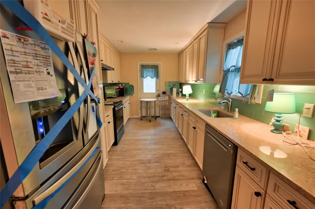 3 Ridge Road Coram NY 11727
