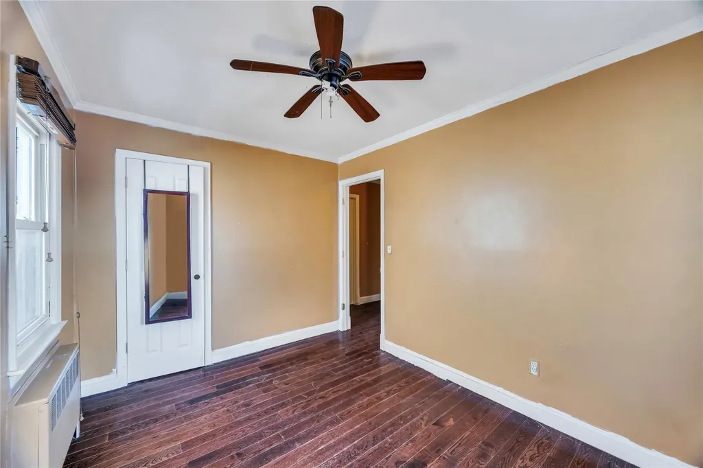 340 Jervis Avenue Copiague NY 11726
