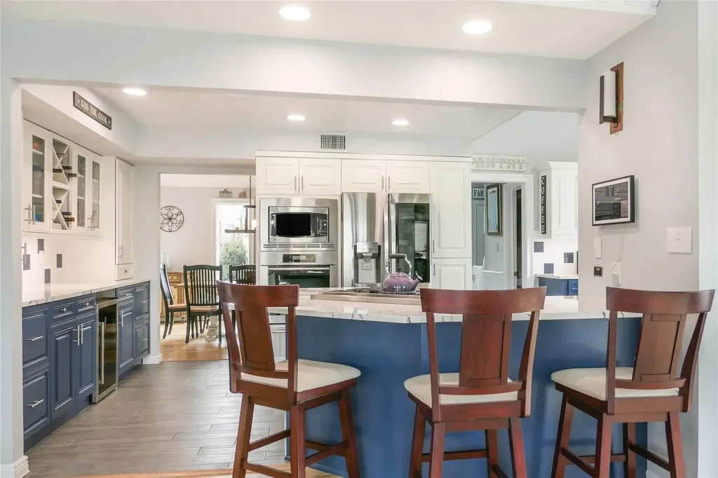 7 Buscher Court Brookhaven NY 11719