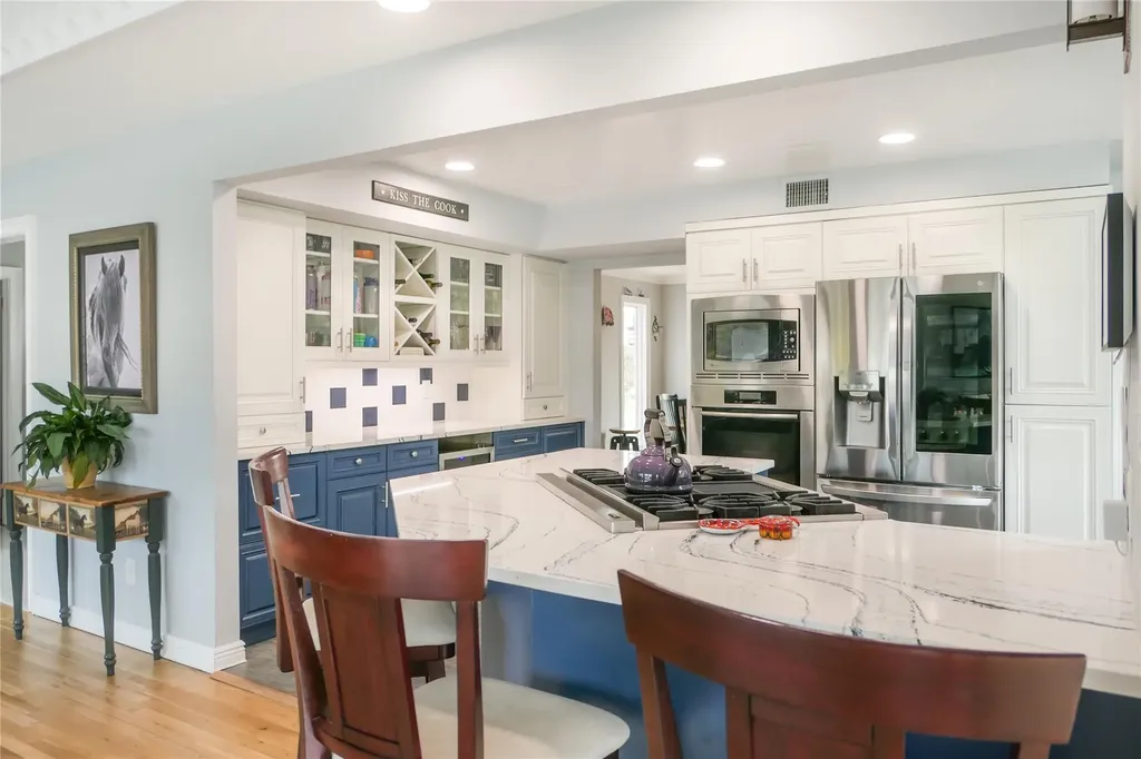 7 Buscher Court Brookhaven NY 11719