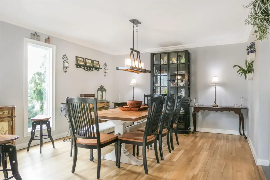 7 Buscher Court Brookhaven NY 11719