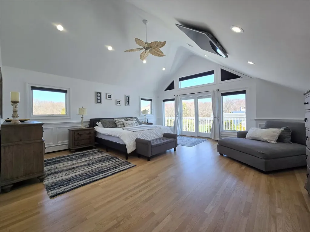 7 Buscher Court Brookhaven NY 11719
