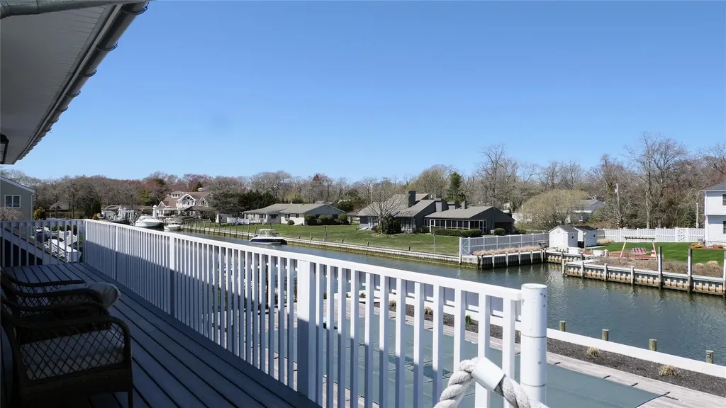 7 Buscher Court Brookhaven NY 11719