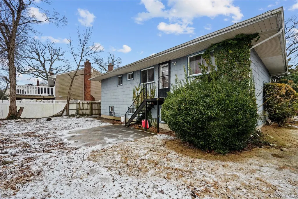 975 Little Neck Avenue North Bellmore NY 11710