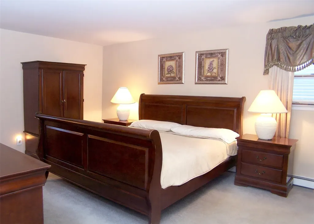 443 Lillian Boulevard Holbrook NY 11741