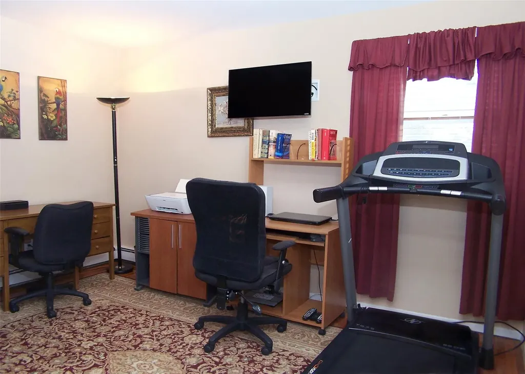 443 Lillian Boulevard Holbrook NY 11741
