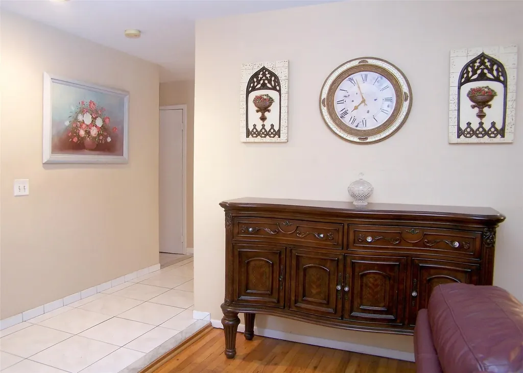 443 Lillian Boulevard Holbrook NY 11741
