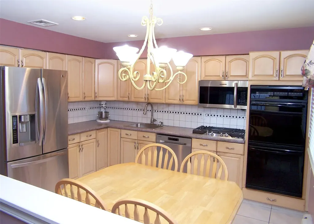 443 Lillian Boulevard Holbrook NY 11741