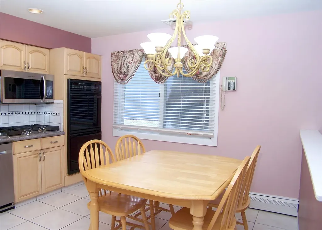 443 Lillian Boulevard Holbrook NY 11741