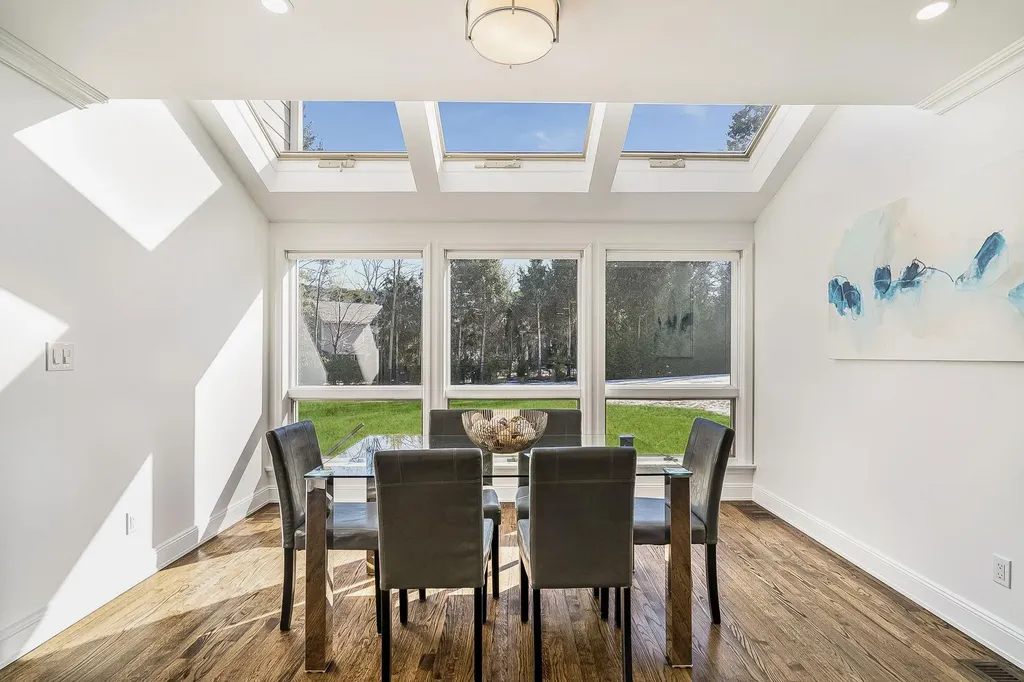 86 Catherine Road Scarsdale NY 10583