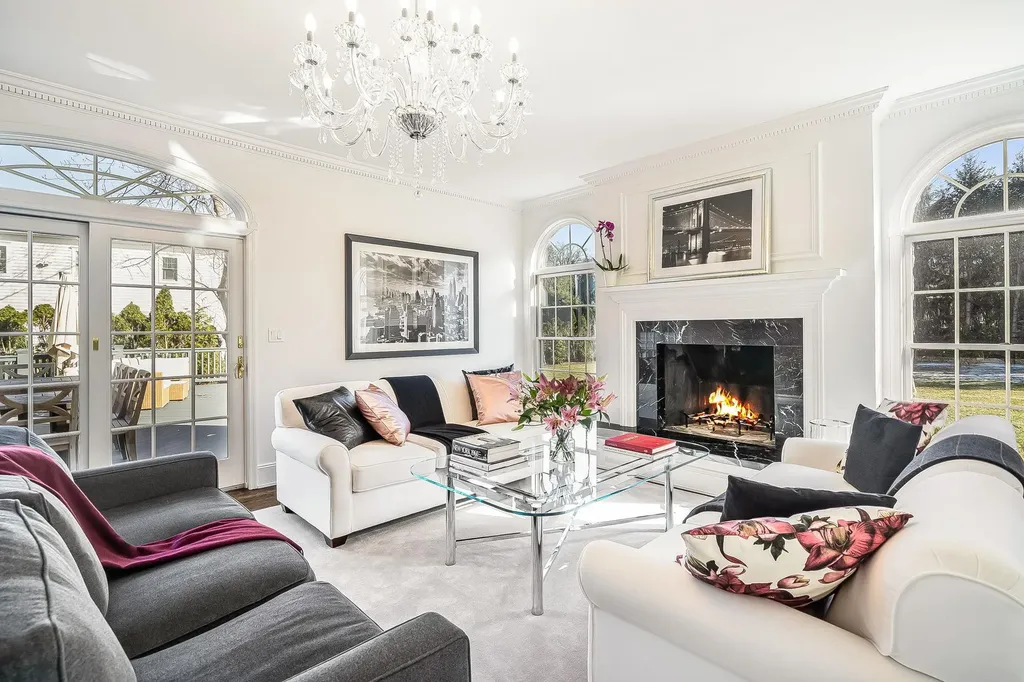 86 Catherine Road Scarsdale NY 10583