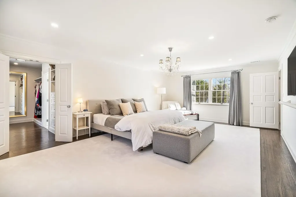 86 Catherine Road Scarsdale NY 10583