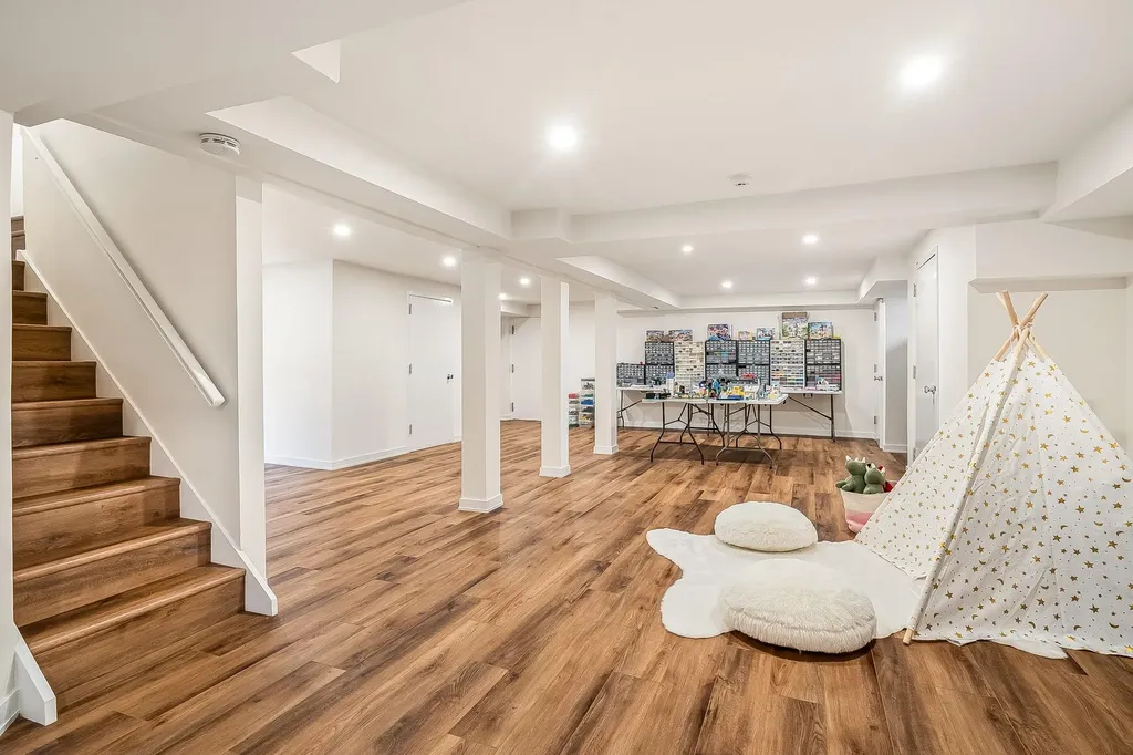 86 Catherine Road Scarsdale NY 10583