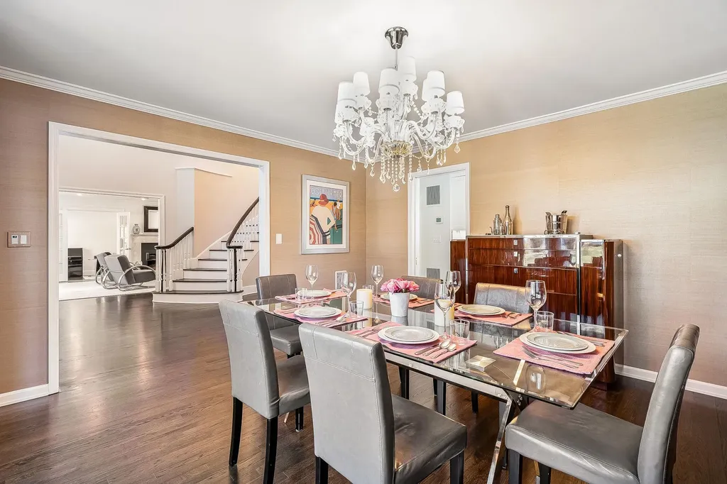 86 Catherine Road Scarsdale NY 10583