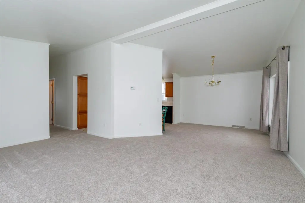 31 Vero Drive Poughkeepsie NY 12603