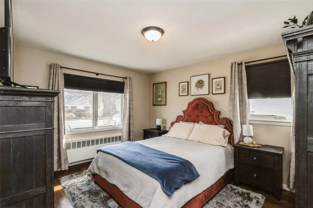 3 Larry Drive Commack NY 11725