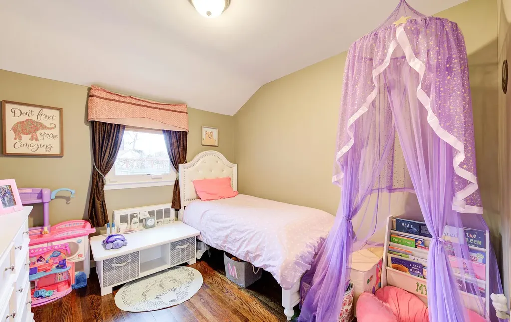 3 Larry Drive Commack NY 11725