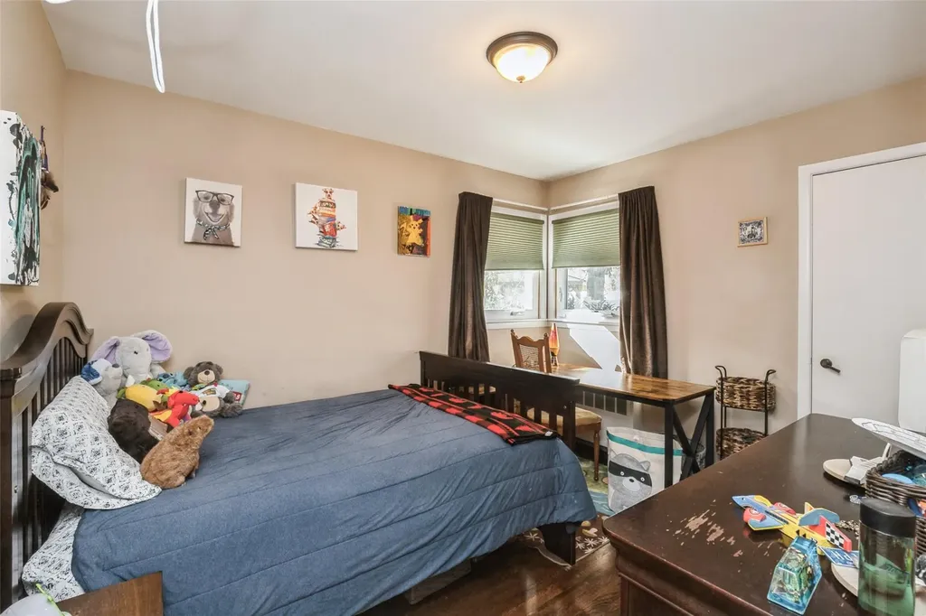 3 Larry Drive Commack NY 11725