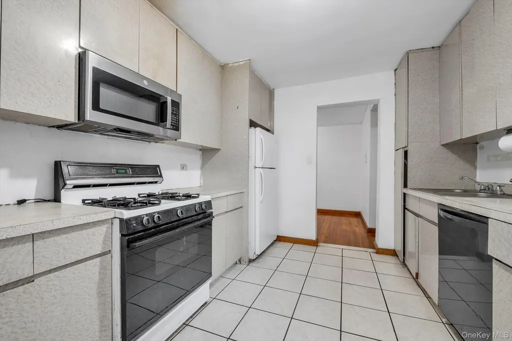 94-11 60th Avenue Elmhurst NY 11373