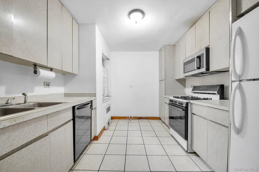 94-11 60th Avenue Elmhurst NY 11373