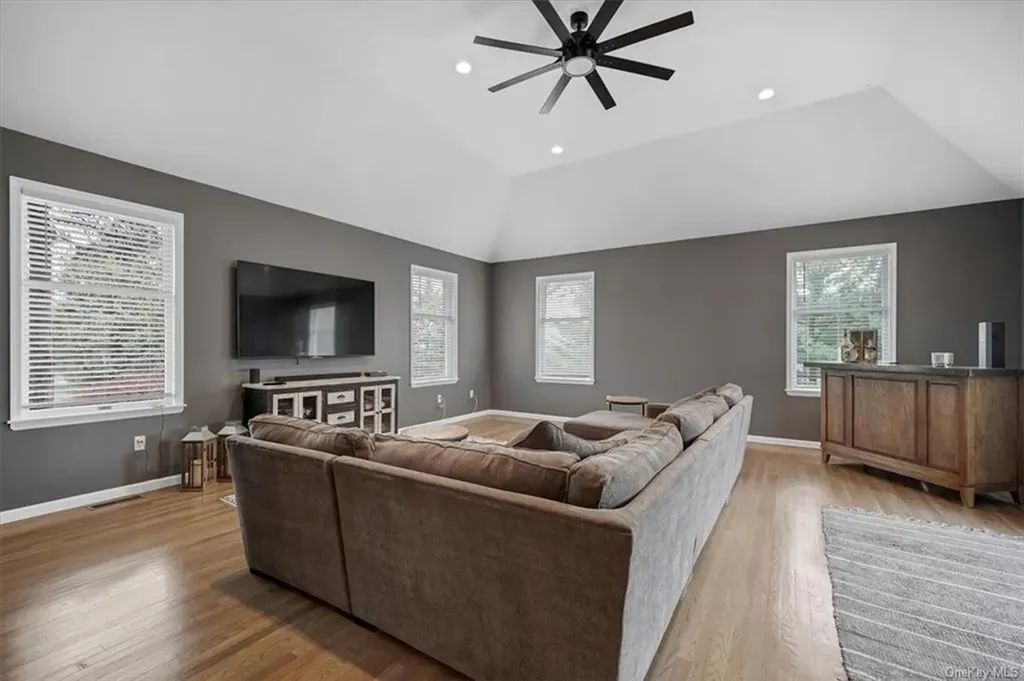 18 Dickens Street Stony Point NY 10980