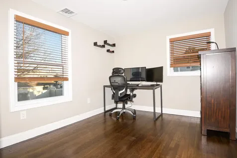 29 W 19th Street Deer Park NY 11729