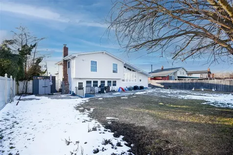 29 W 19th Street Deer Park NY 11729