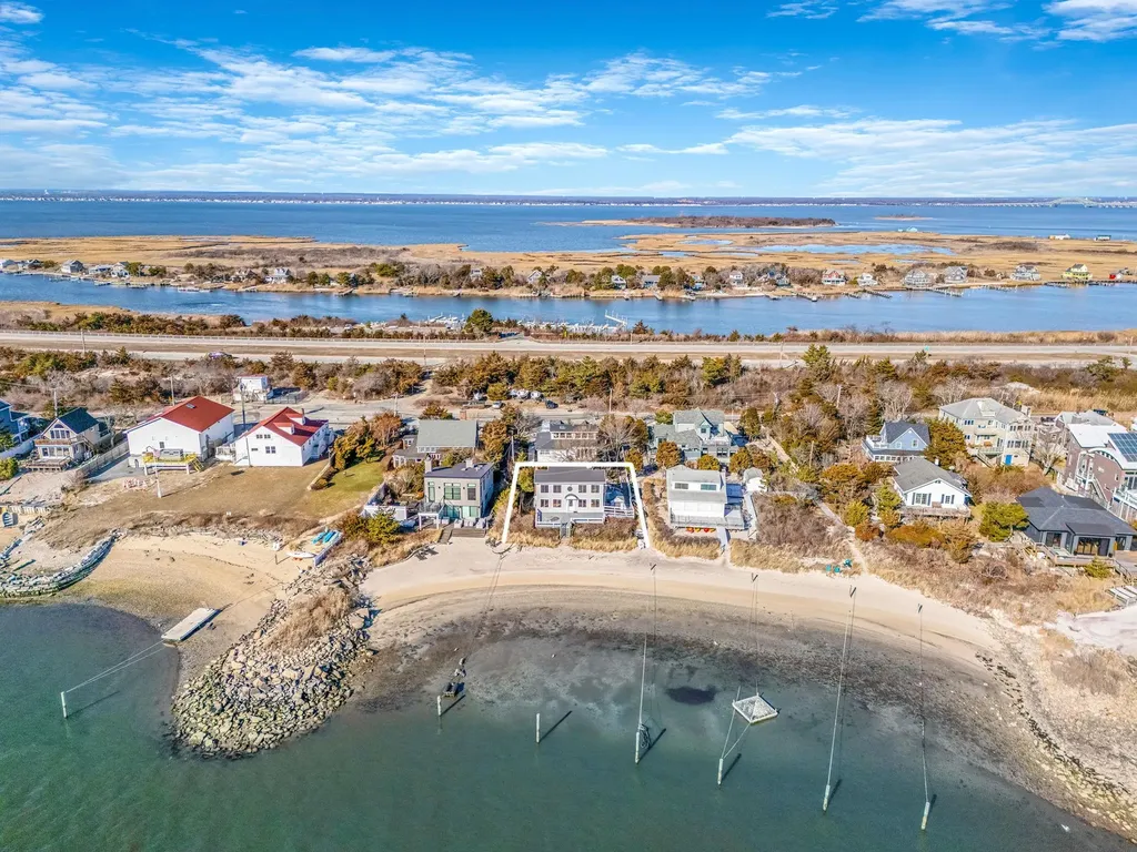 116 Oak Beach Road Babylon NY 11702