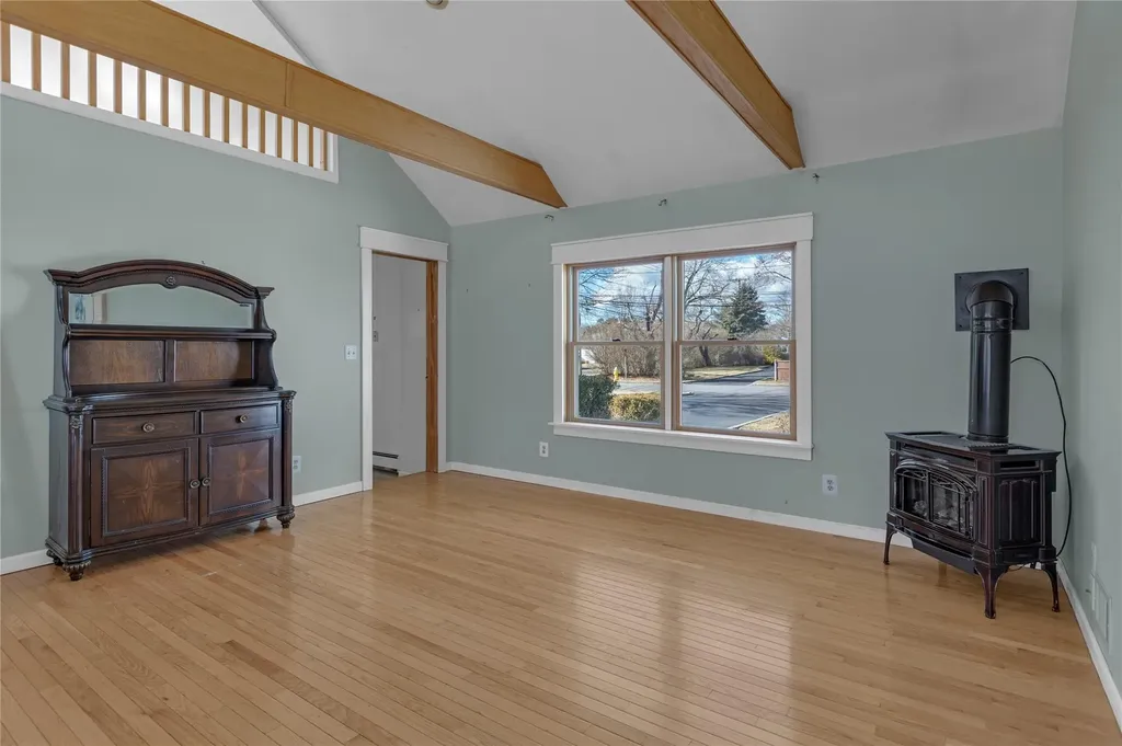 62 Eatondale Avenue Blue Point NY 11715