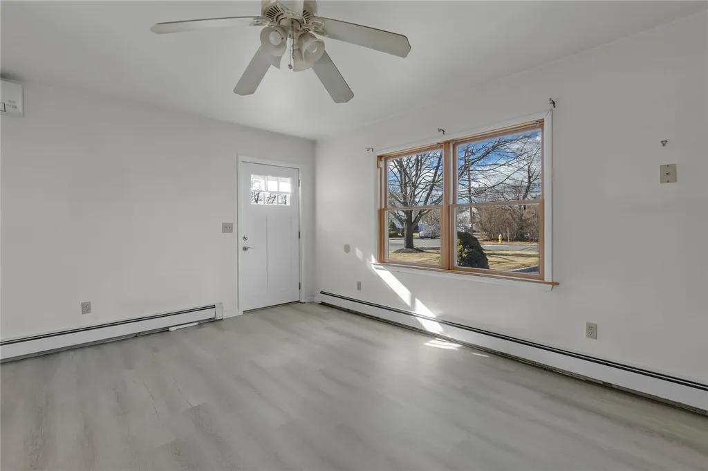 62 Eatondale Avenue Blue Point NY 11715