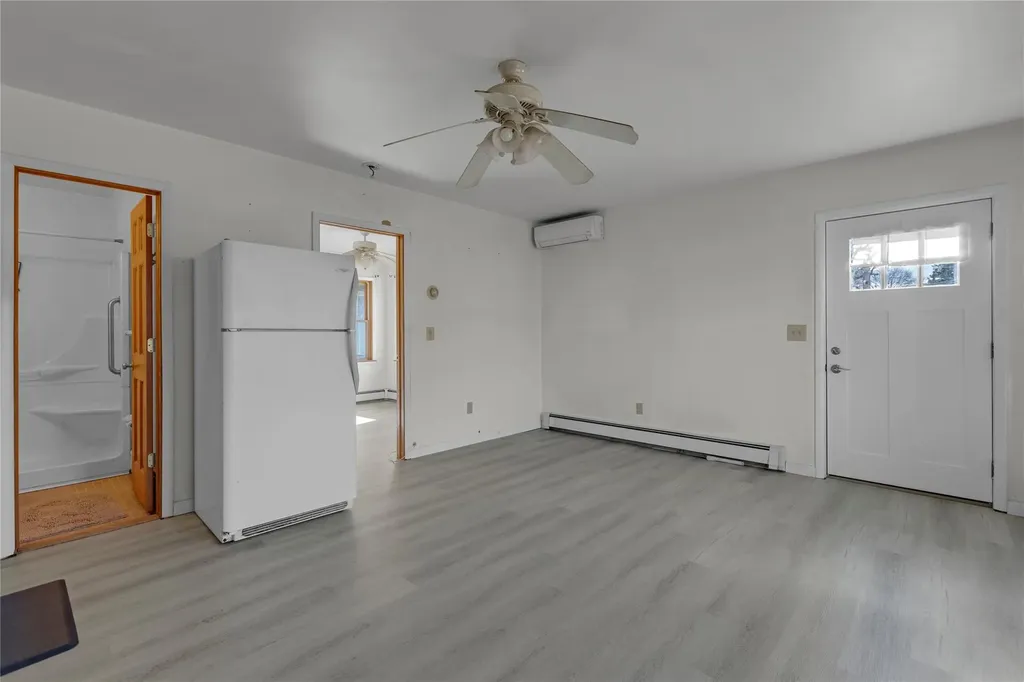 62 Eatondale Avenue Blue Point NY 11715