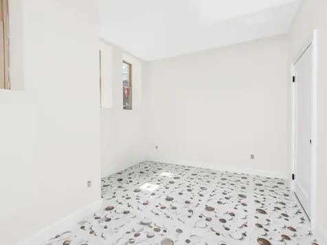 65 W 2nd Street Mount Vernon NY 10550