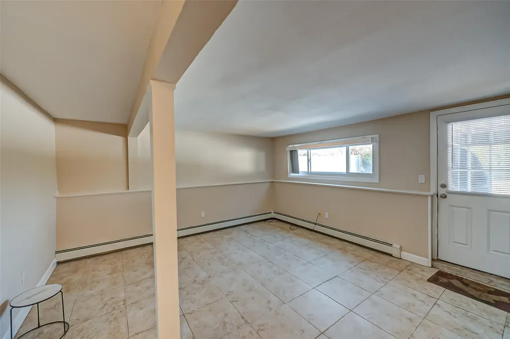 888 Pine Avenue West Islip NY 11795