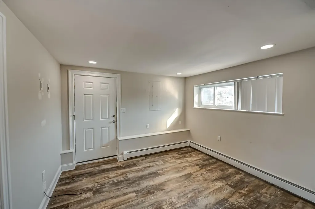 888 Pine Avenue West Islip NY 11795