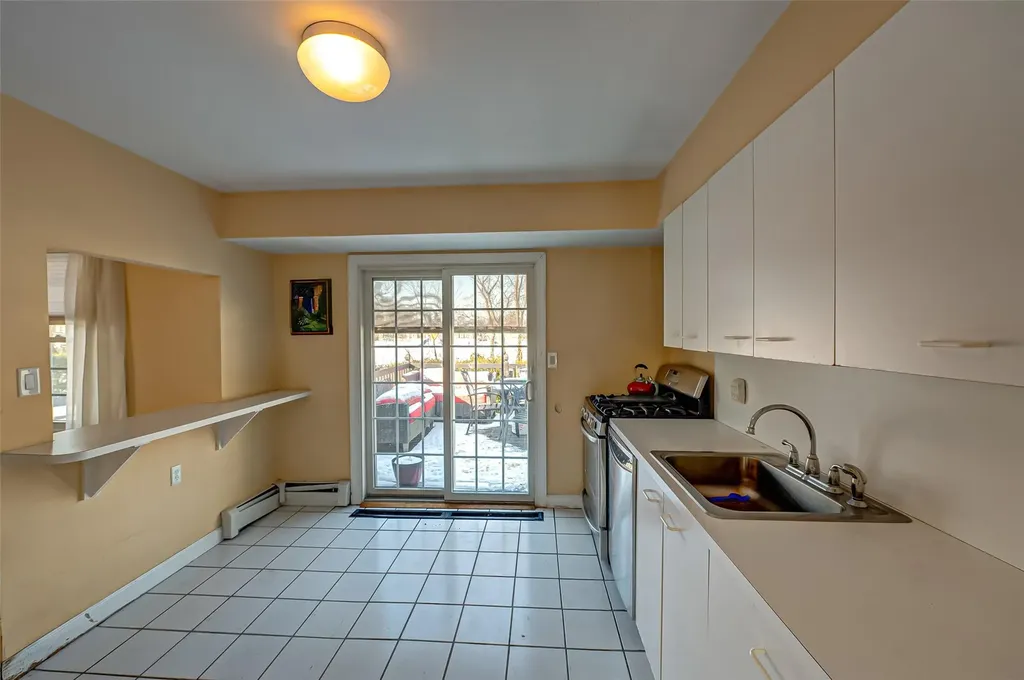 888 Pine Avenue West Islip NY 11795