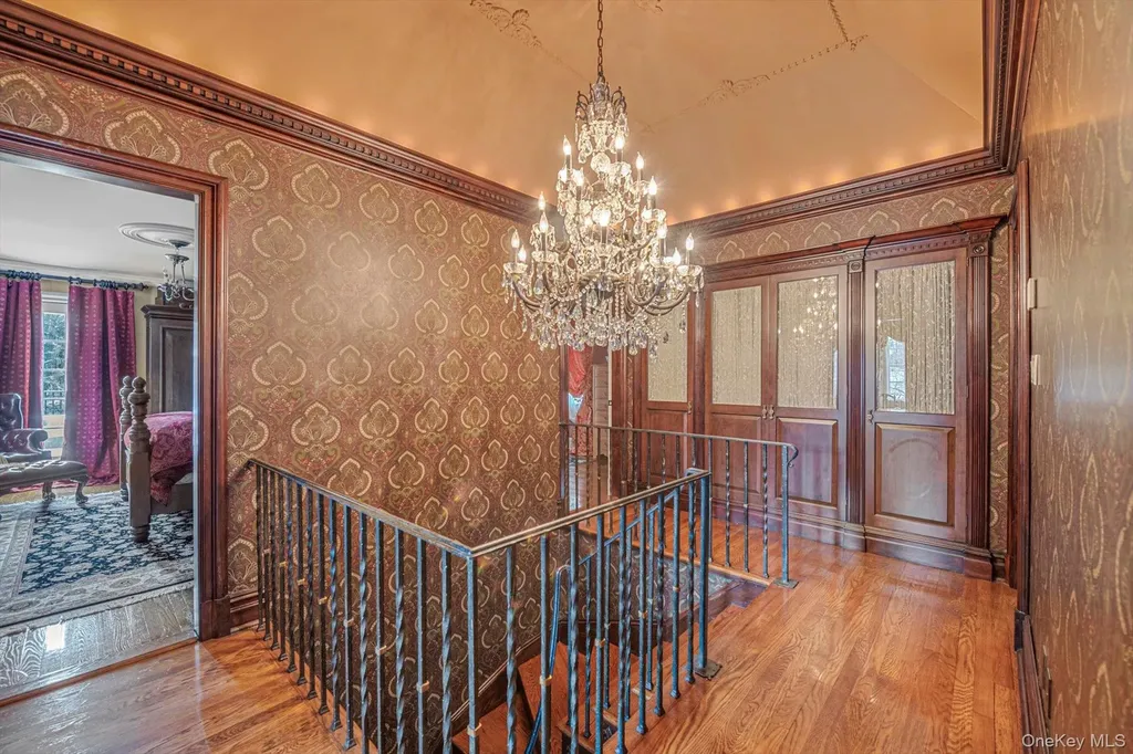183 Mill Spring Road Manhasset NY 11030