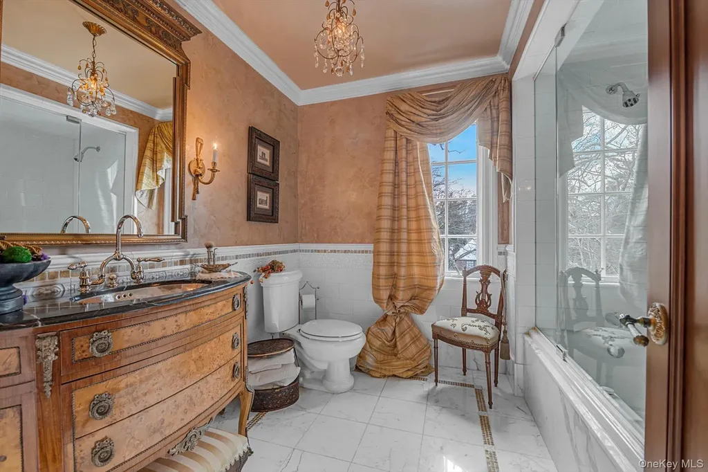 183 Mill Spring Road Manhasset NY 11030