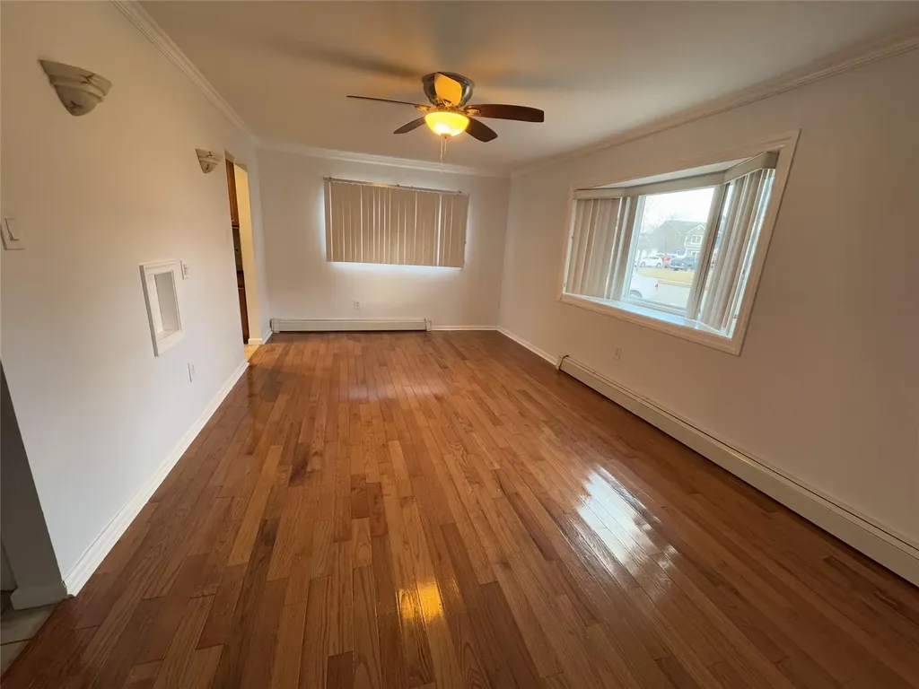 31 Plainedge Drive Bethpage NY 11714