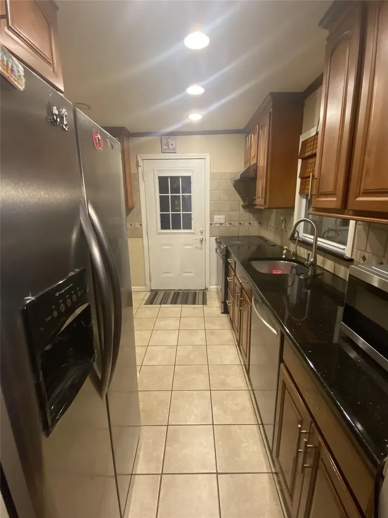 31 Plainedge Drive Bethpage NY 11714