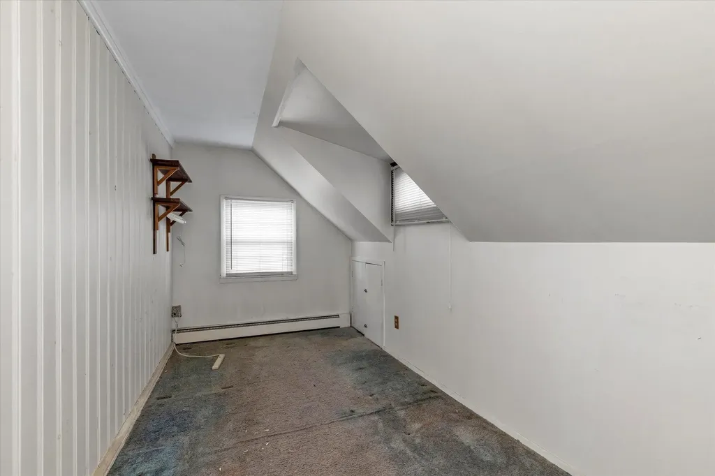 25 Moss Lane Levittown NY 11756